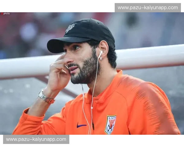 绿茵史诗:鲁能与深圳红钻的宿命对决,点燃激情与荣耀的火焰 绿茵史诗:鲁能与深圳红钻的宿命对决,点燃激情与荣耀的火焰